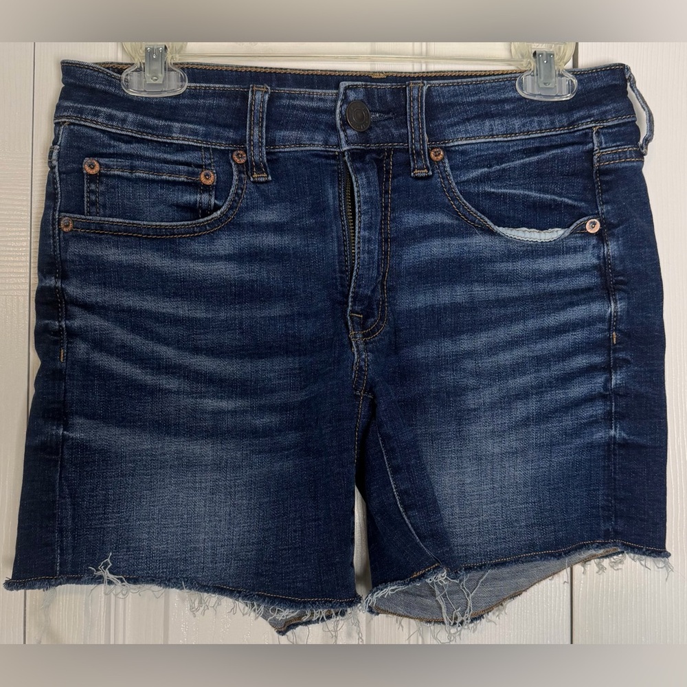 American Eagle Midi Cutoff Shorts Size 6